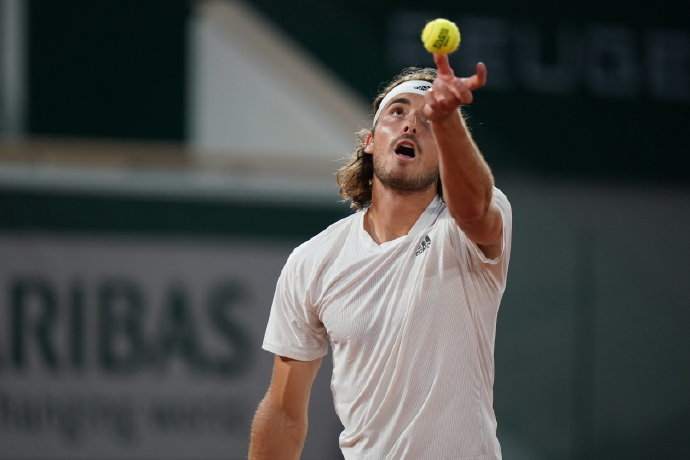 开云体育app-MAD翻盘IG，Perkz完成史诗逆转宿命之战四强赛，强势挺进下一轮