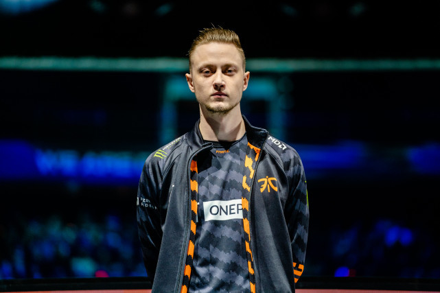 NS力克LGD，Oner团战一打五宿命之战入围赛，技惊四座